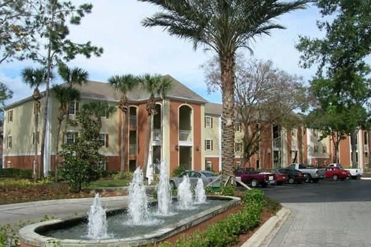 Golf Brook
