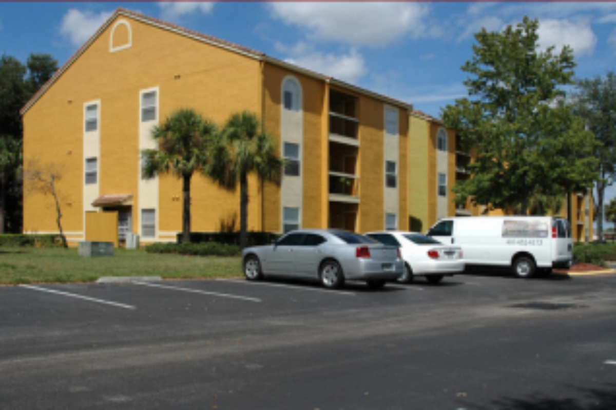Images Condominiums