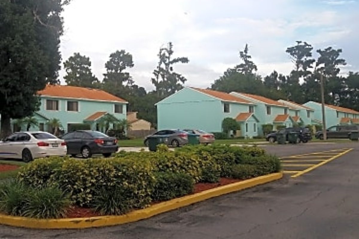 Whisper Oaks Villas